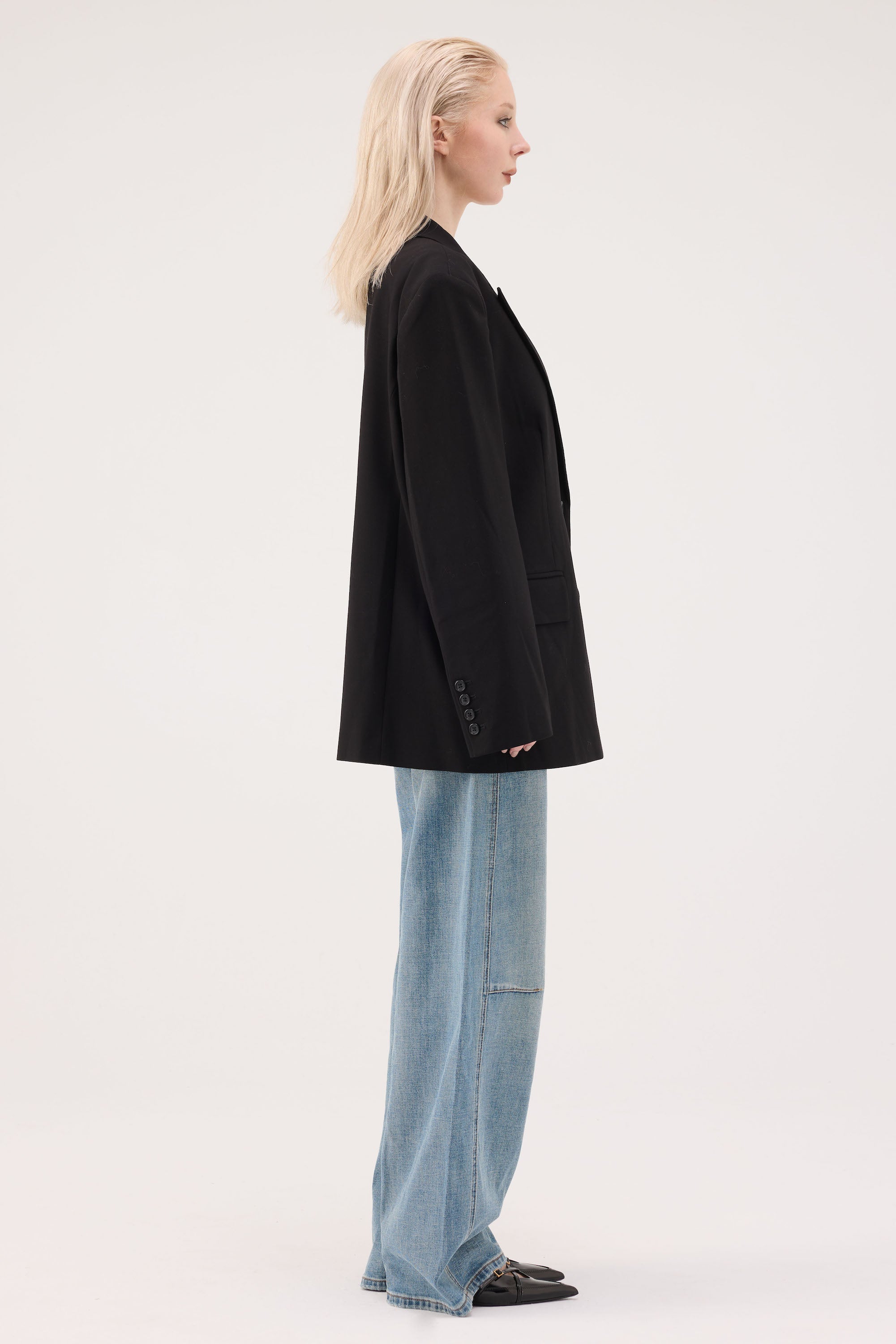 Oversized Peak Lapel Blazer - Black