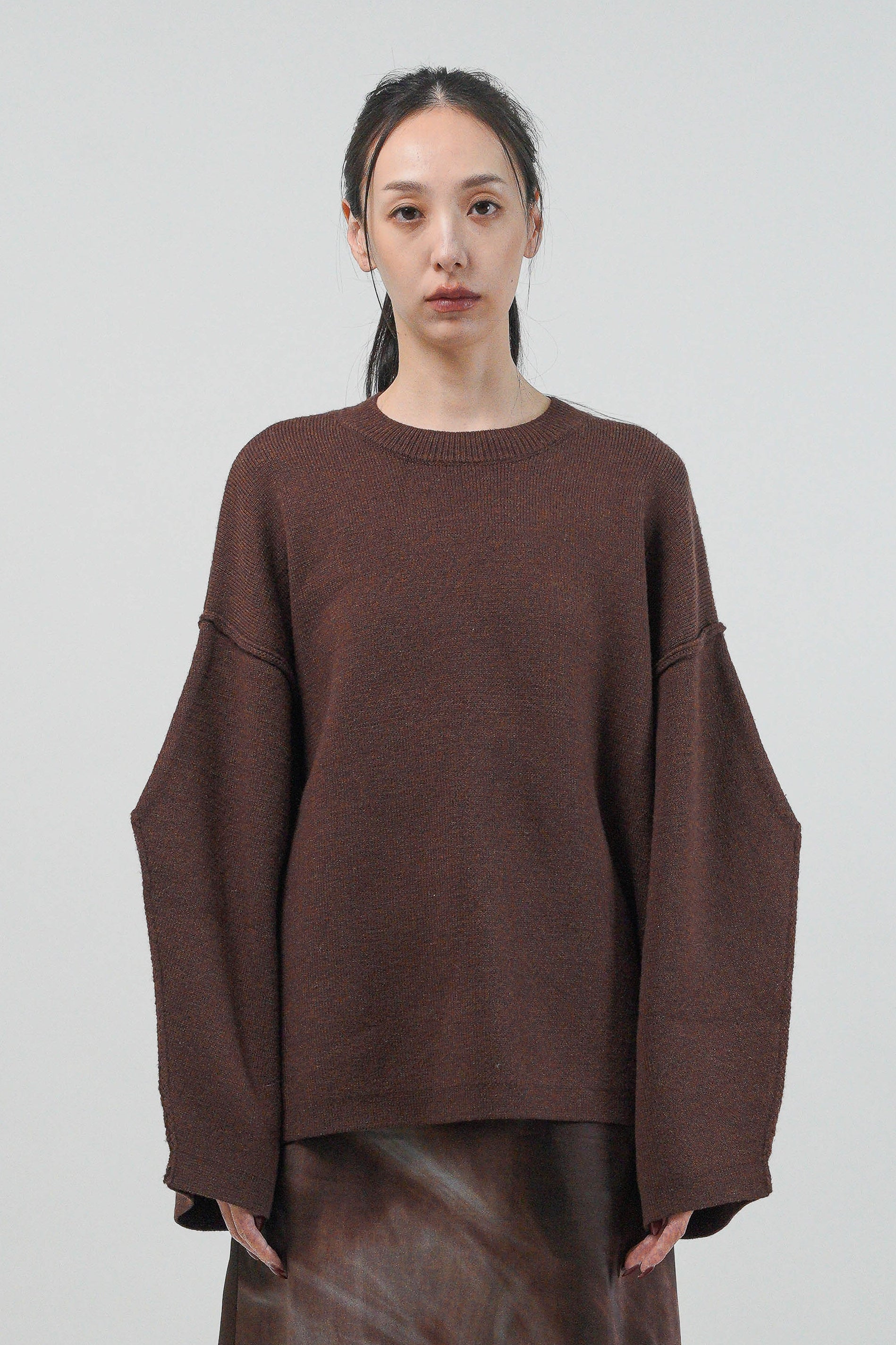 解構外縫線針織毛衣 - 深咖