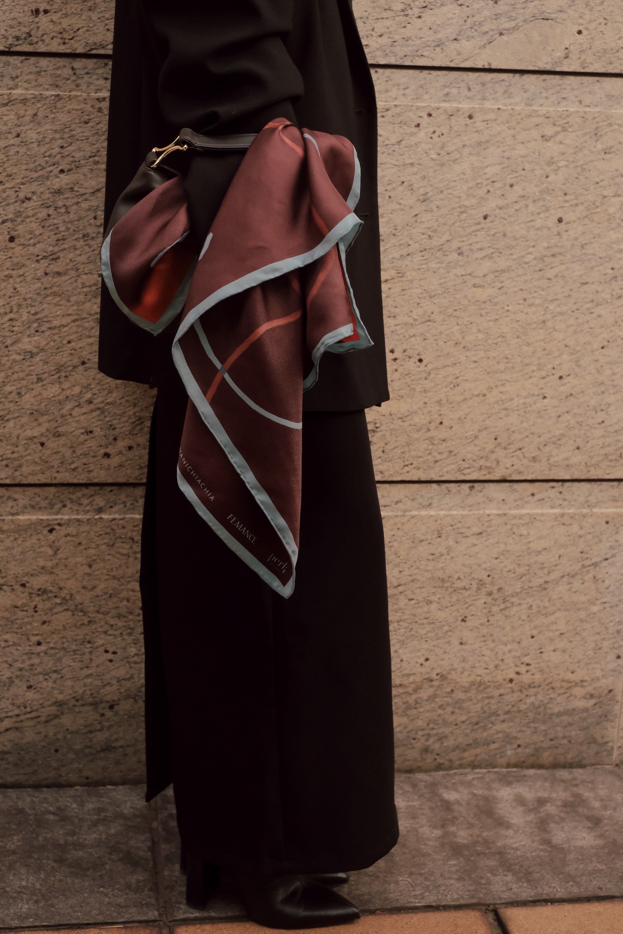 真絲斜紋絲巾 - Drawn —— Between the Lines