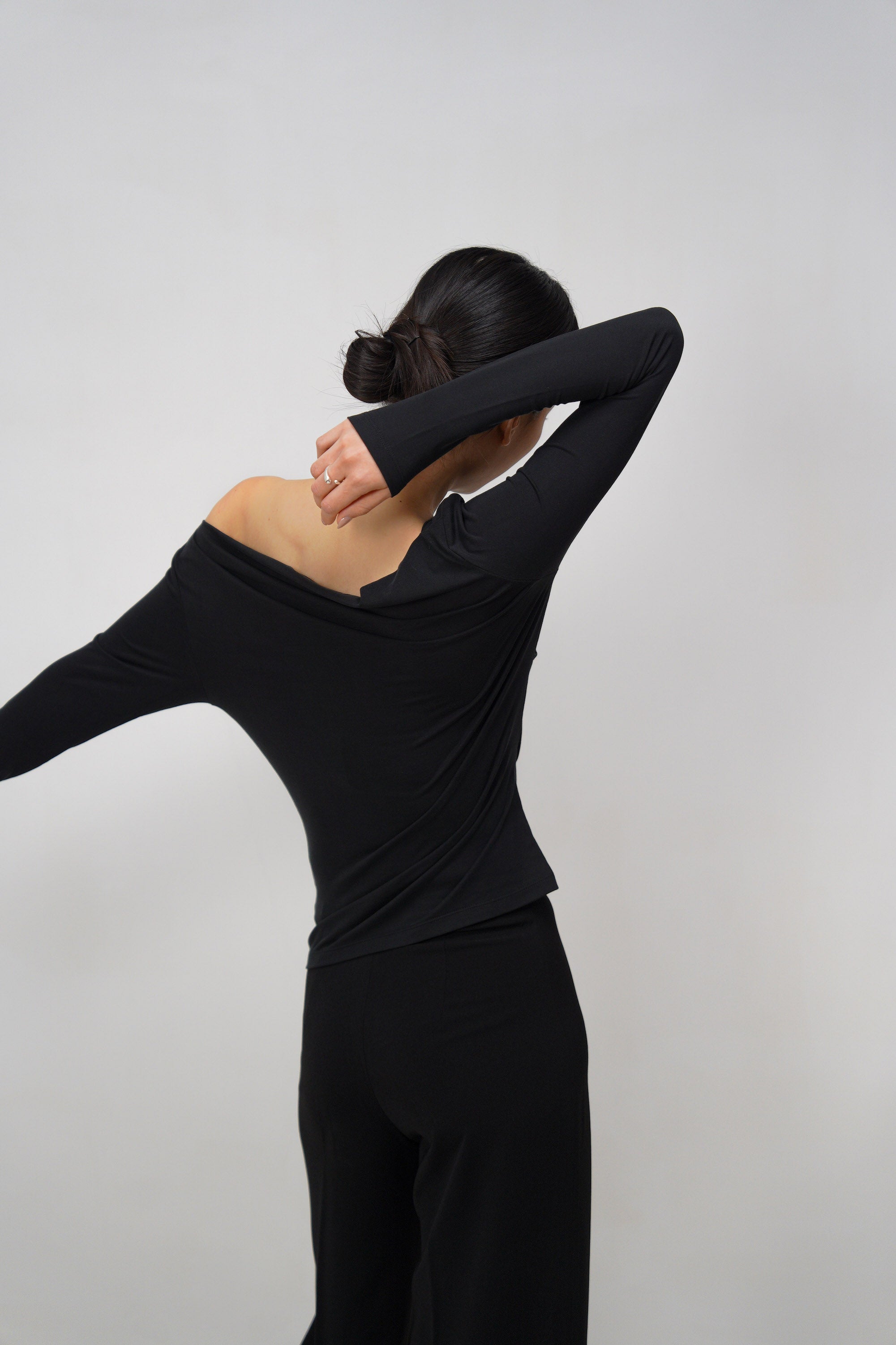One-Shoulder Modal Glow Top - Black