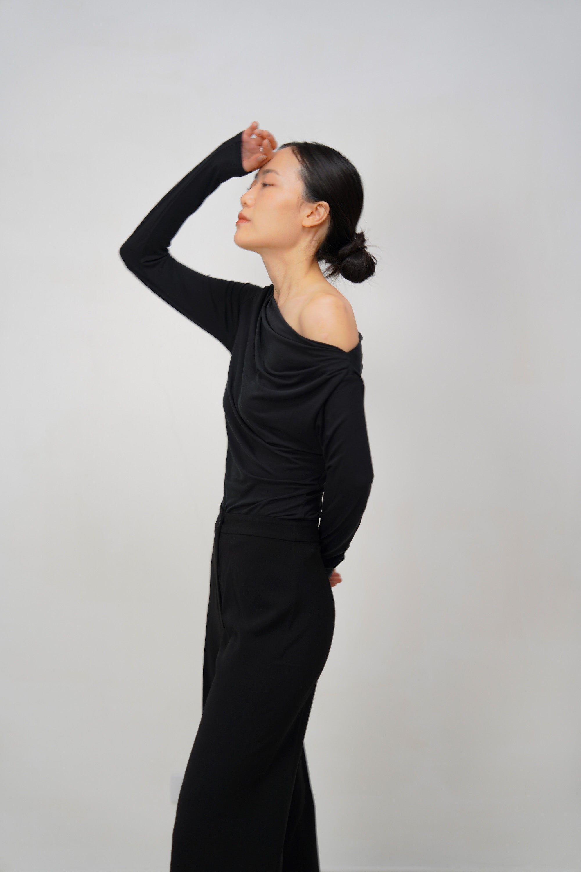 One-Shoulder Modal Glow Top - Black