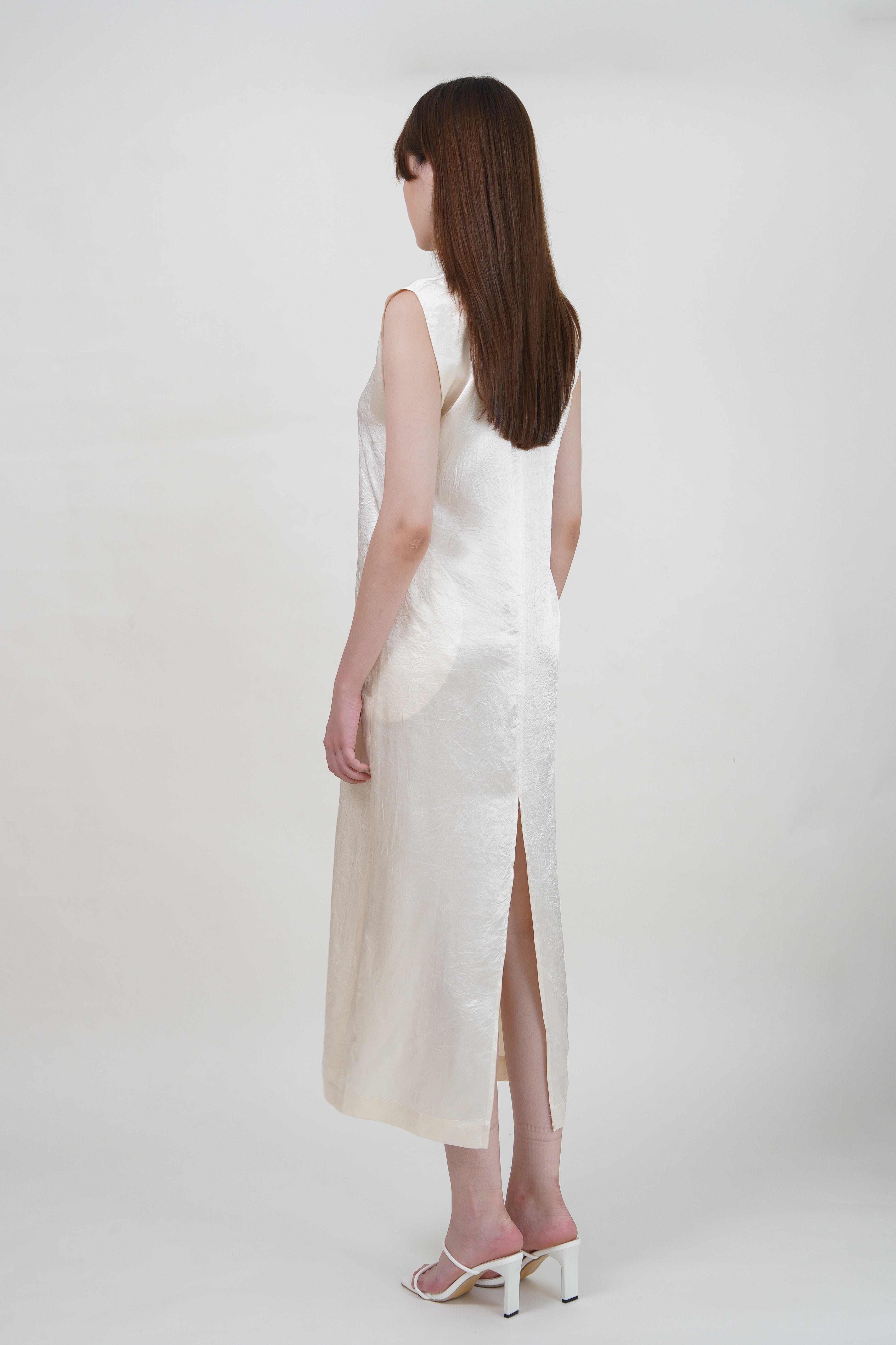 Misty Sheen Acetate Slit Dress - Champagne White