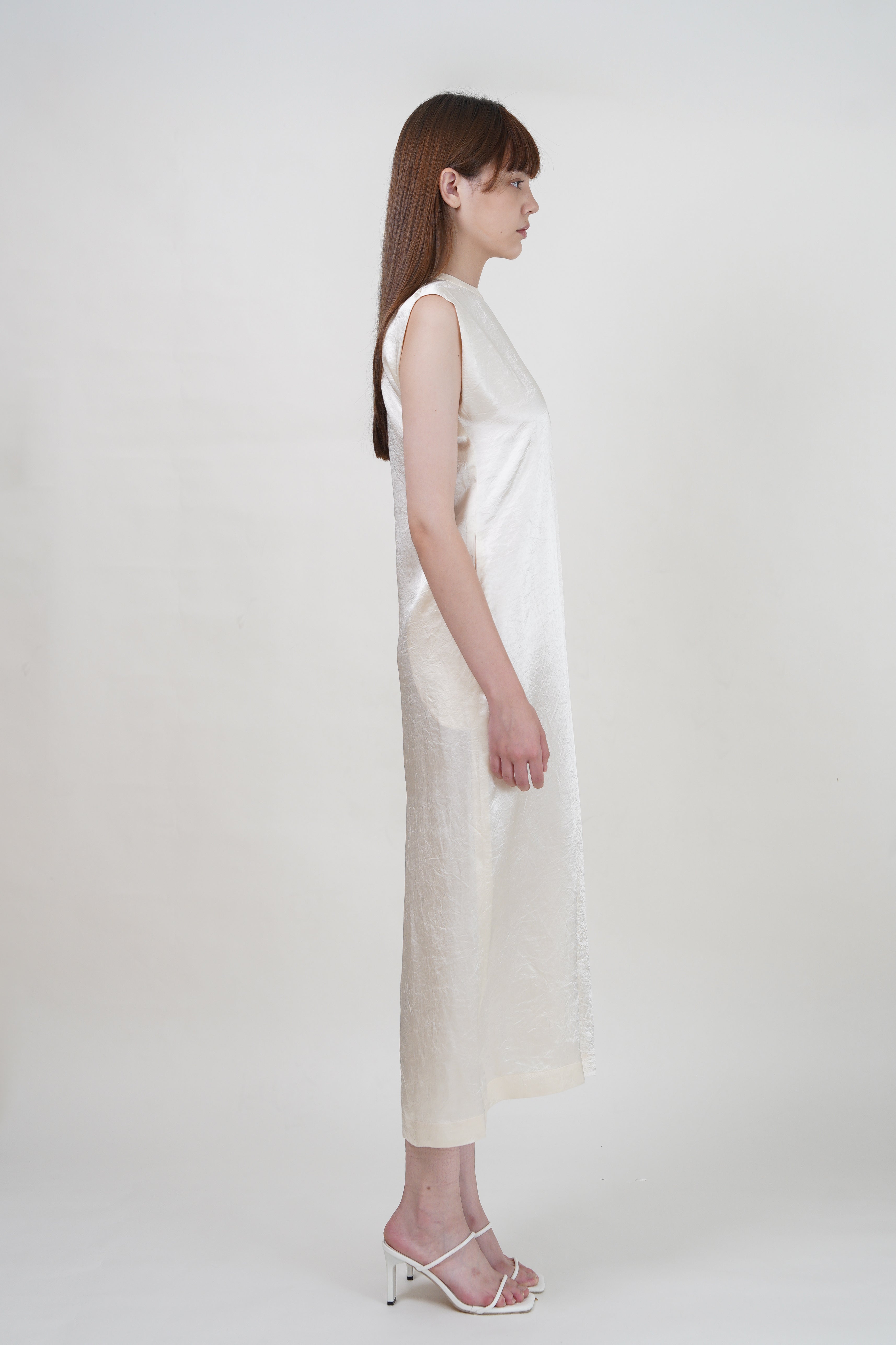 Misty Sheen Acetate Slit Dress - Champagne White
