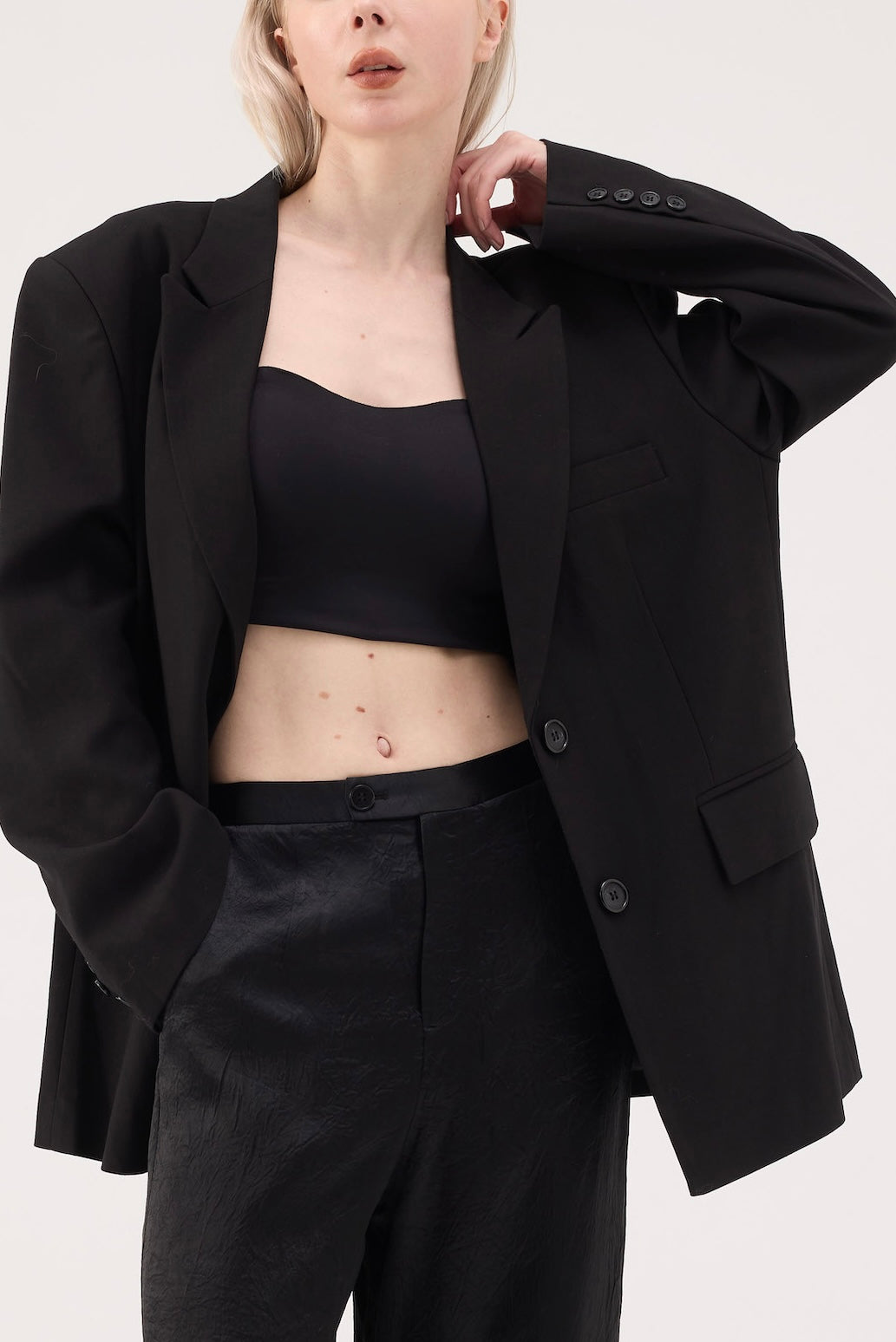 BLAZERS & COATS