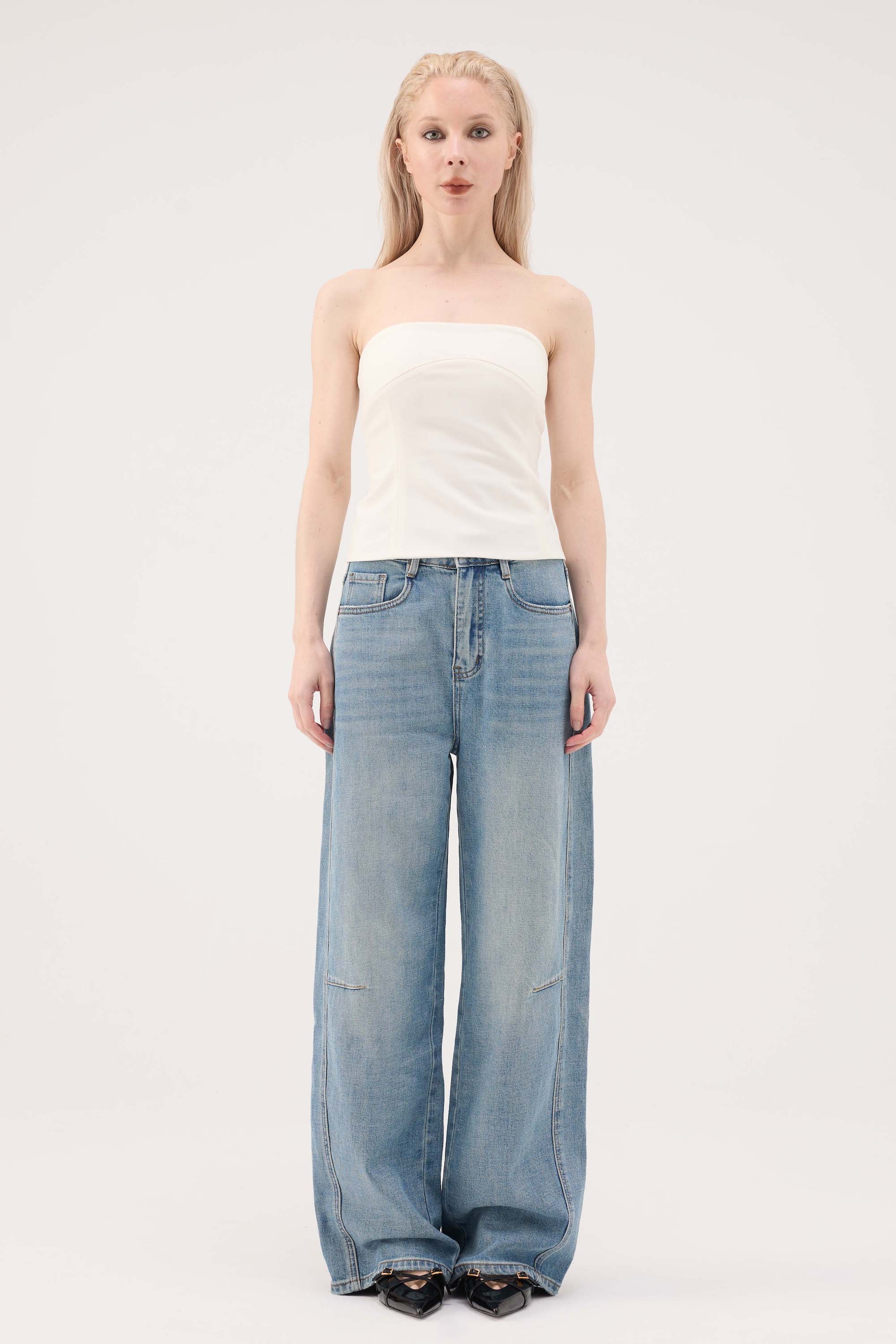 Washed Cocoon-Leg Jeans - Blue