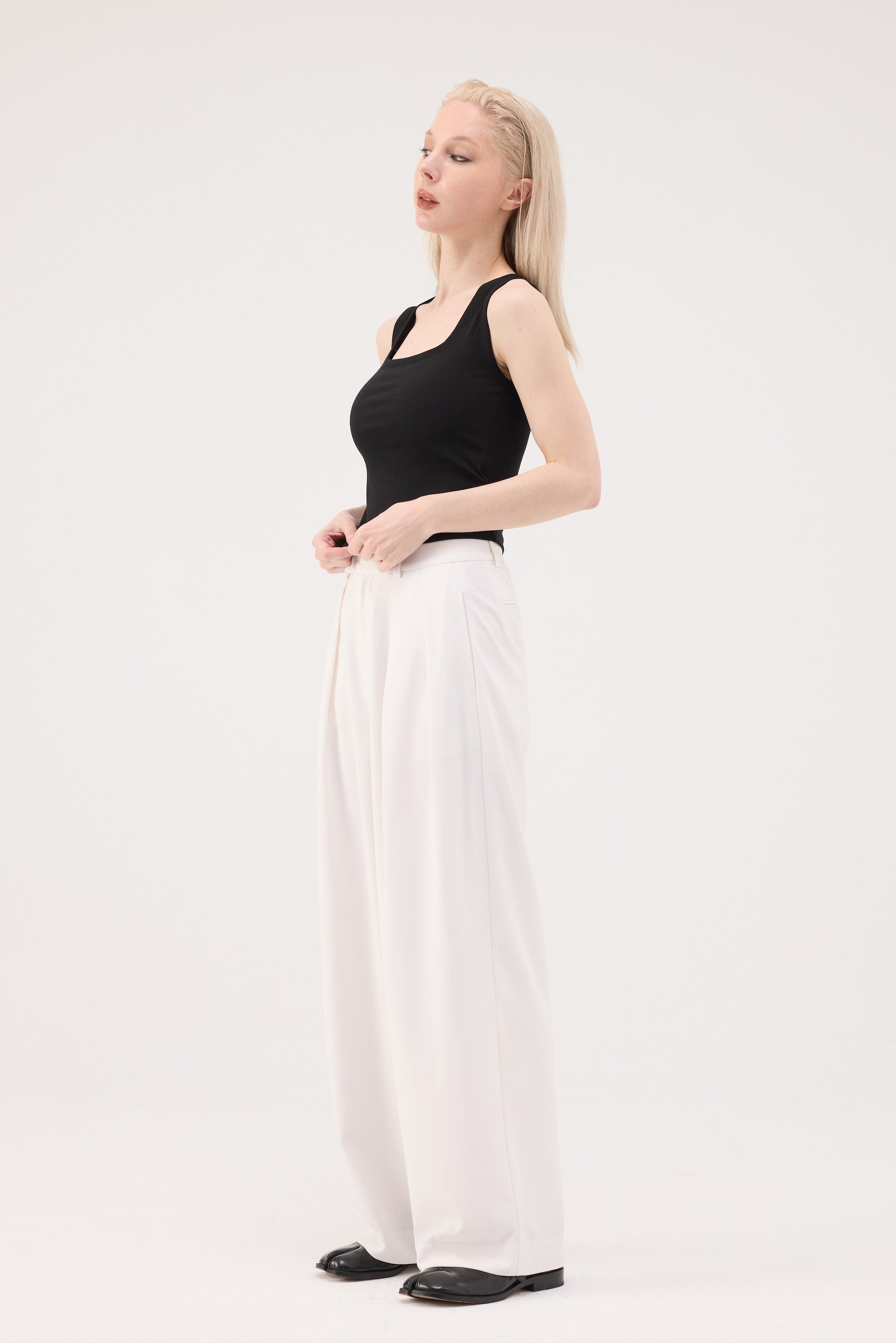 Contour Square Neck Lyocell Ribbed Bra Top - Black