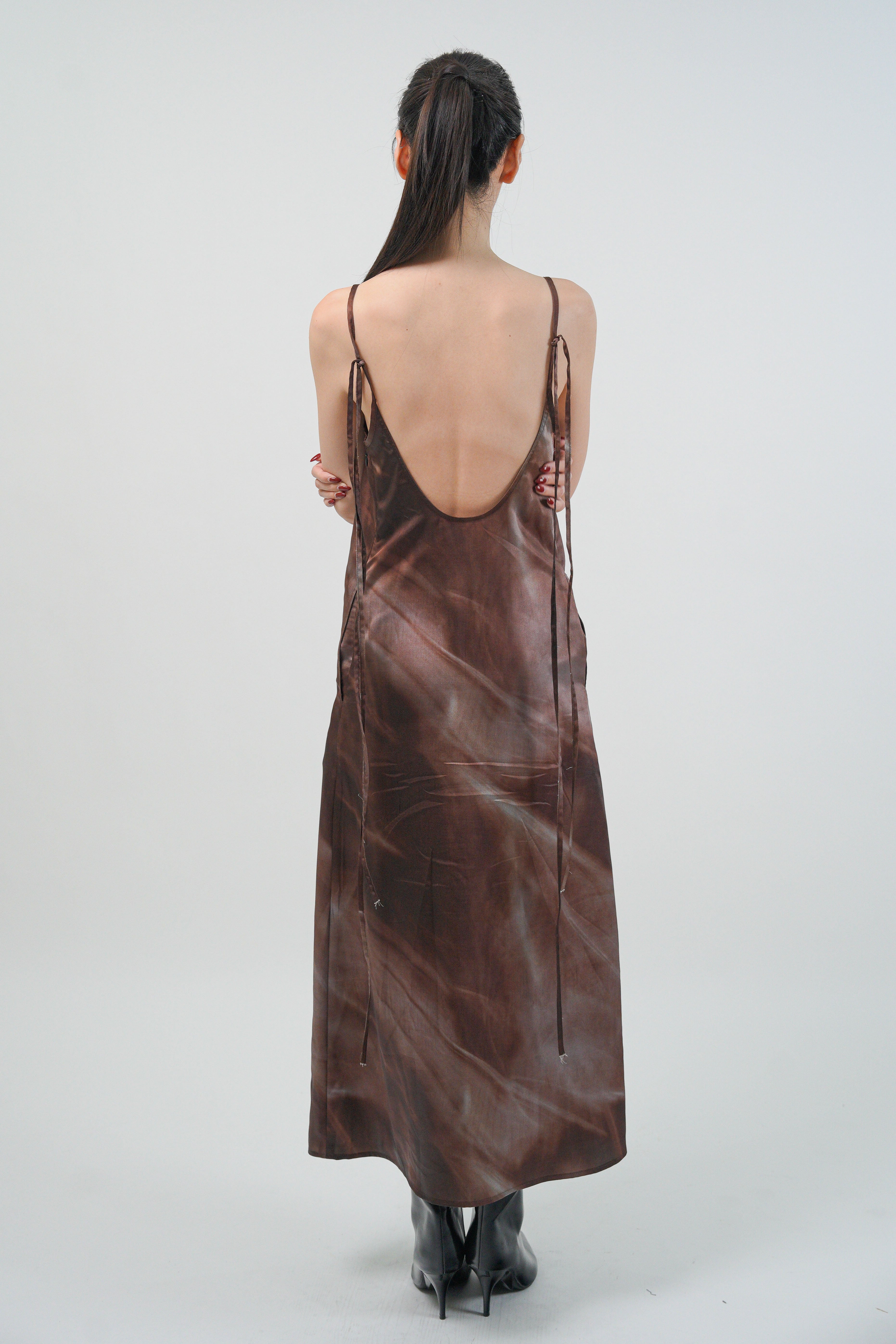 幻影墨染仿絲長洋裝 - 墨灰