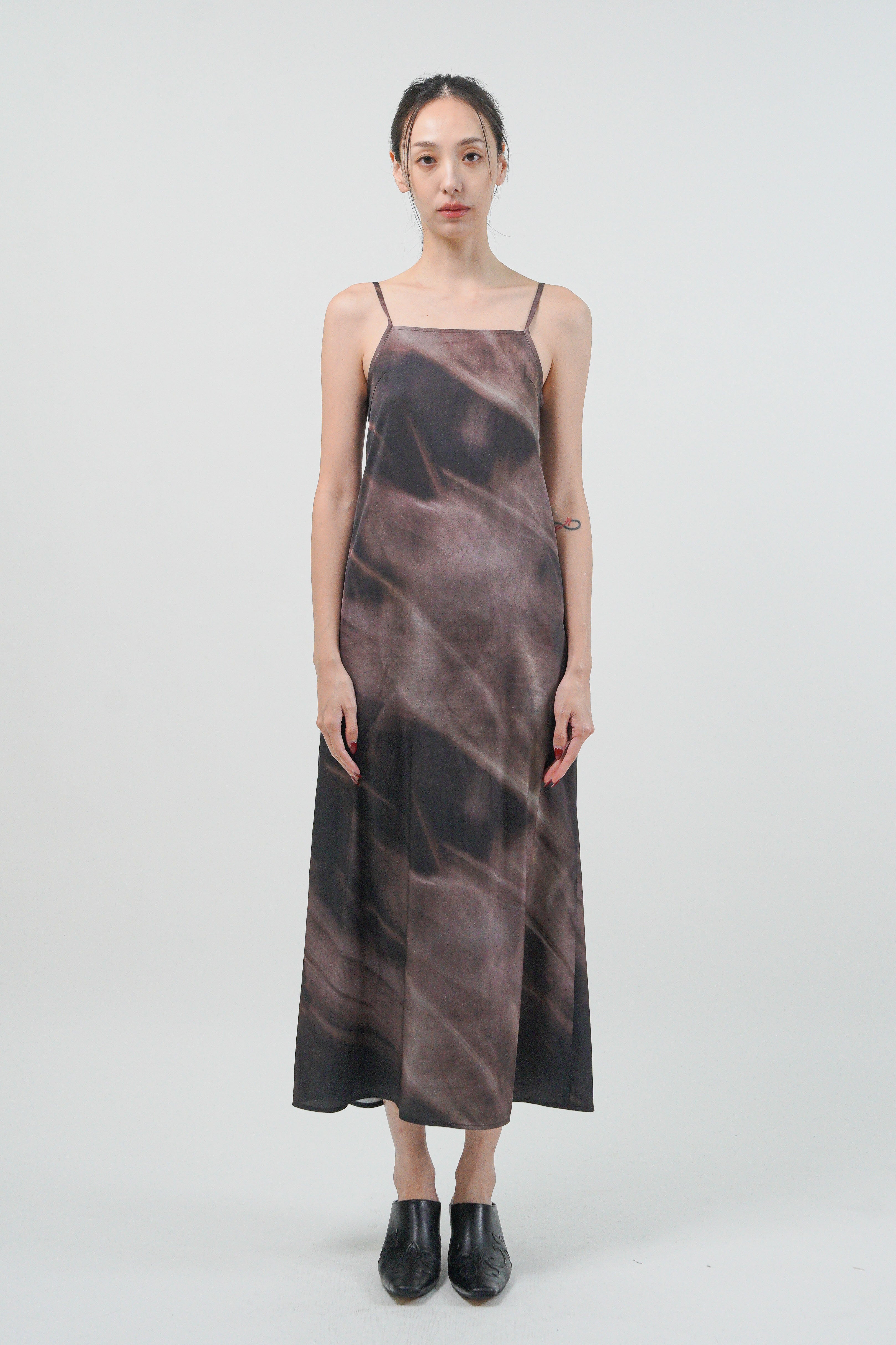幻影墨染仿絲長洋裝 - 墨灰