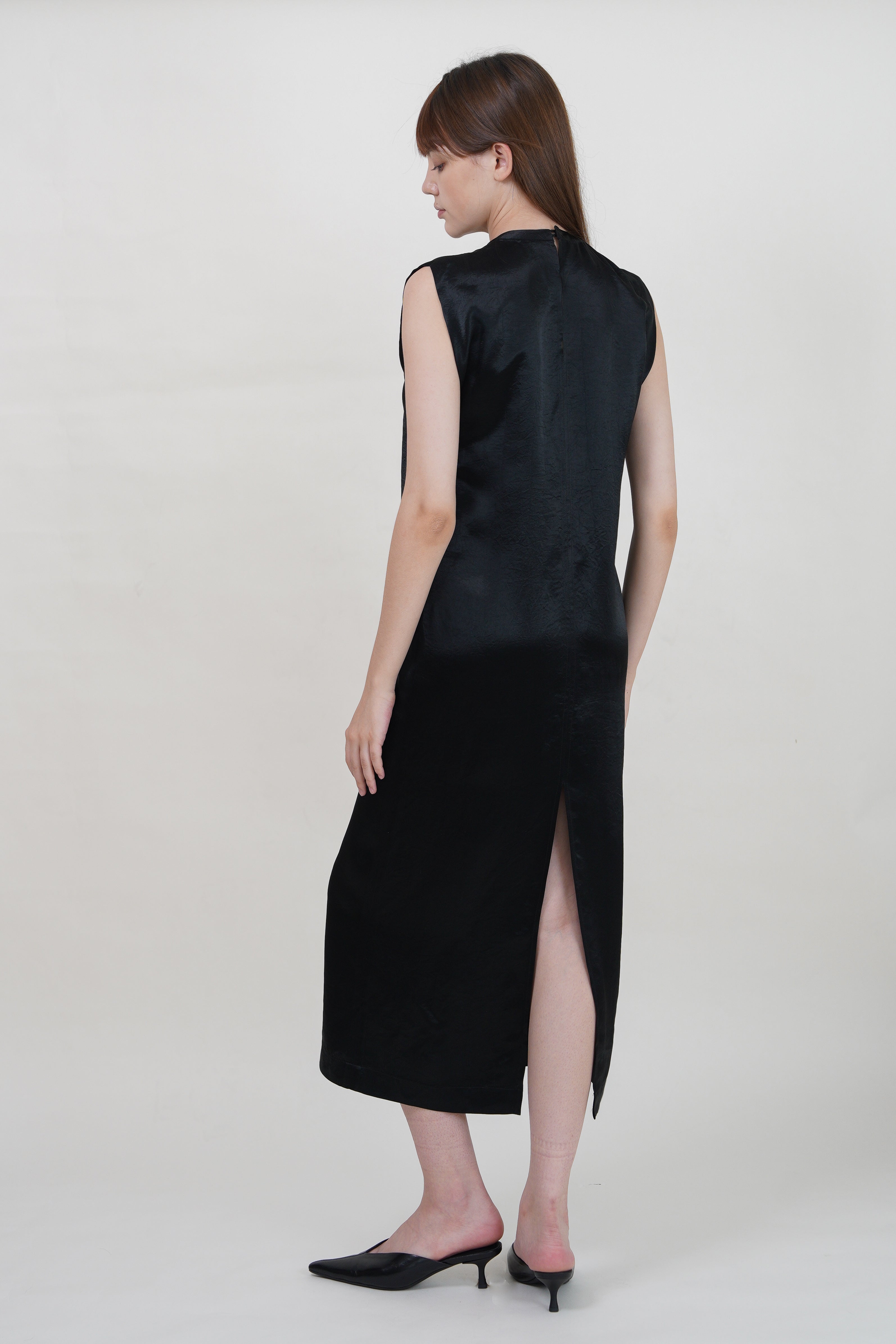 Misty Sheen Acetate Slit Dress - Black 