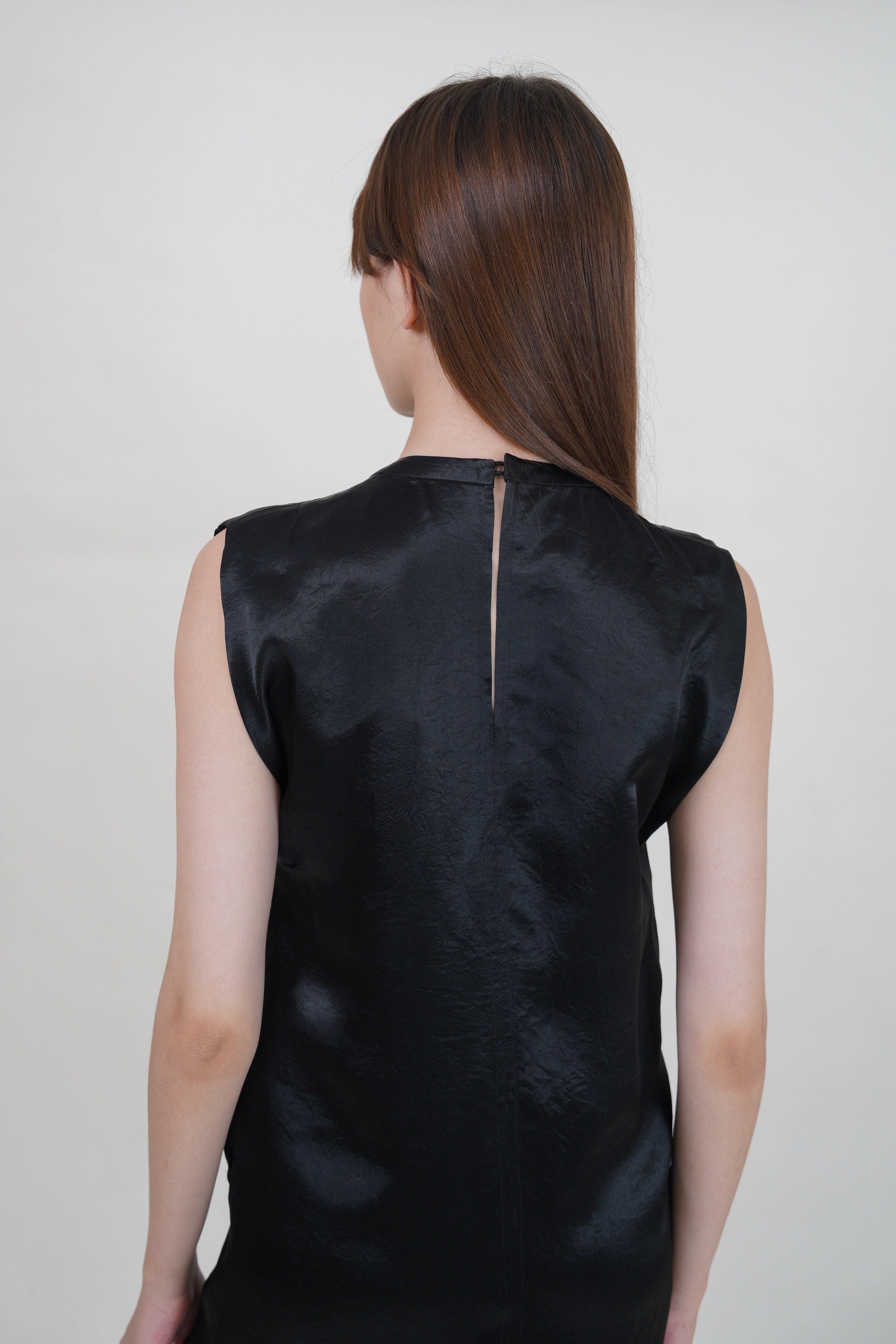 Misty Sheen Acetate Slit Dress - Black 